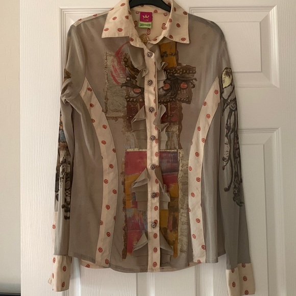 Save the Queen. 👸 - Picture 1 of 4